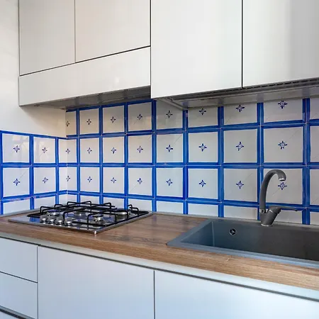 Center - By Viva Domus Apartamento *
